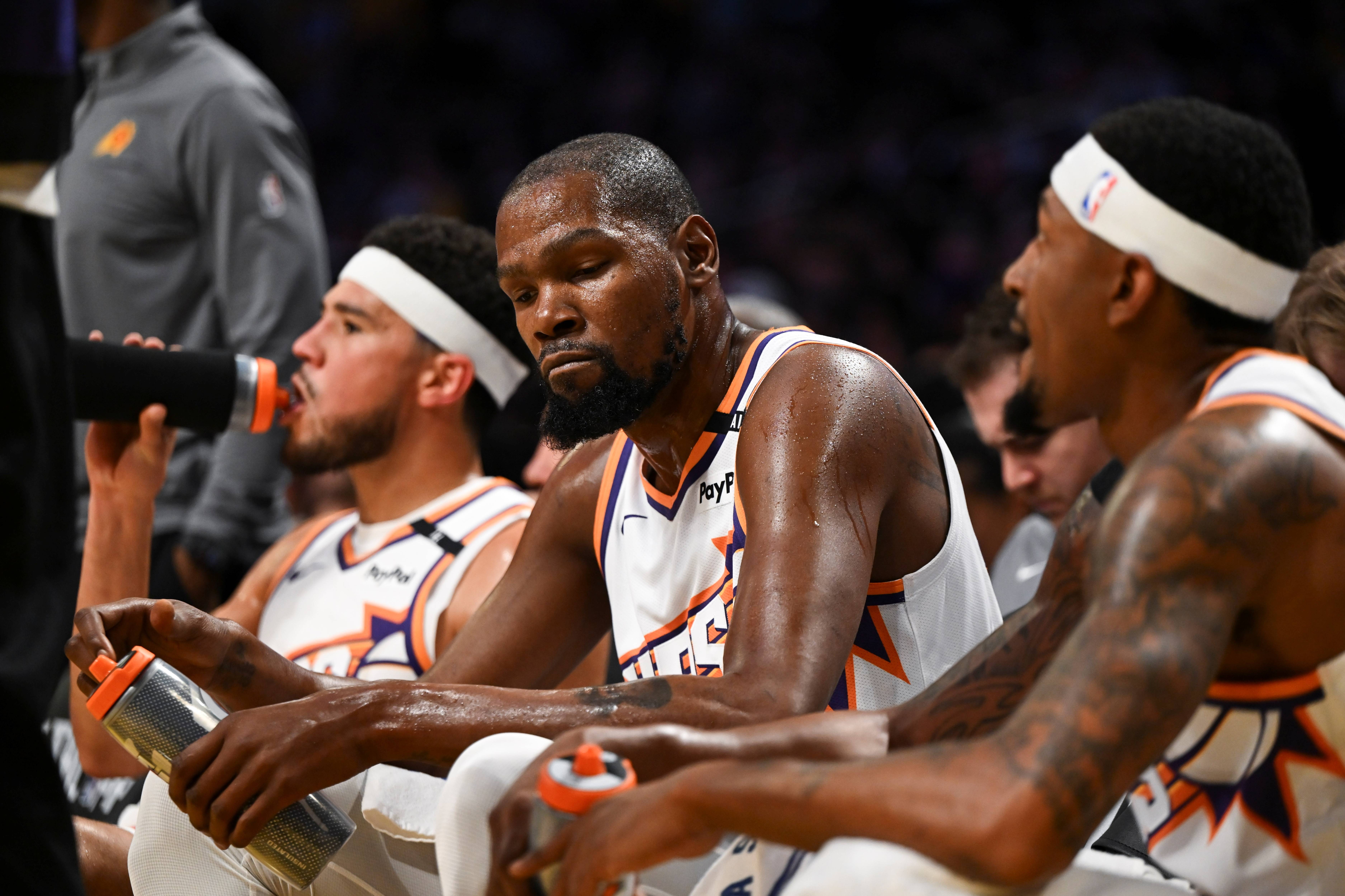 关于NBA季后赛倒计时，纽约尼克斯冲刺阶段单刀错失，细节引发关注，信心回归，临场指挥获称赞的信息-开云娱乐